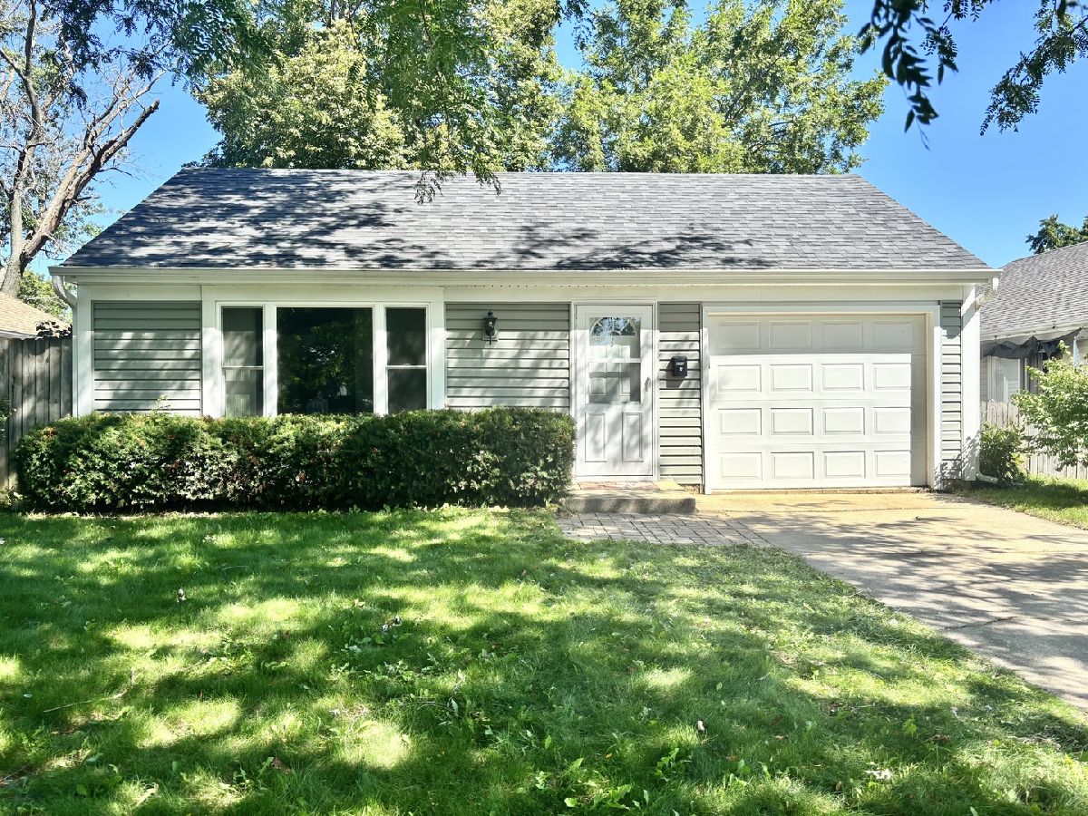  Sold Montgomery Illinois, 100 Long Beach