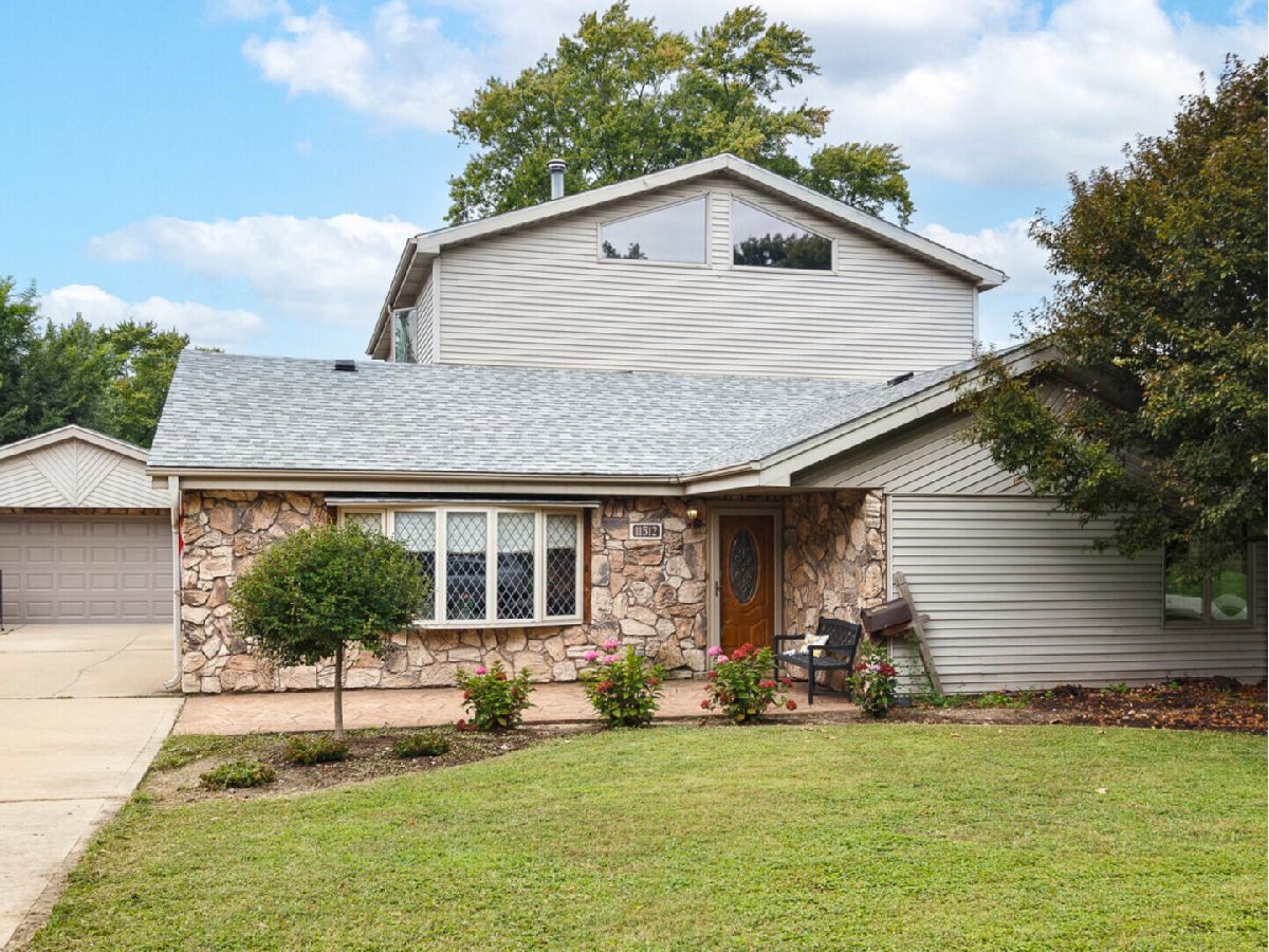  For Sale Worth Illinois, 11512 Nagle Avenue