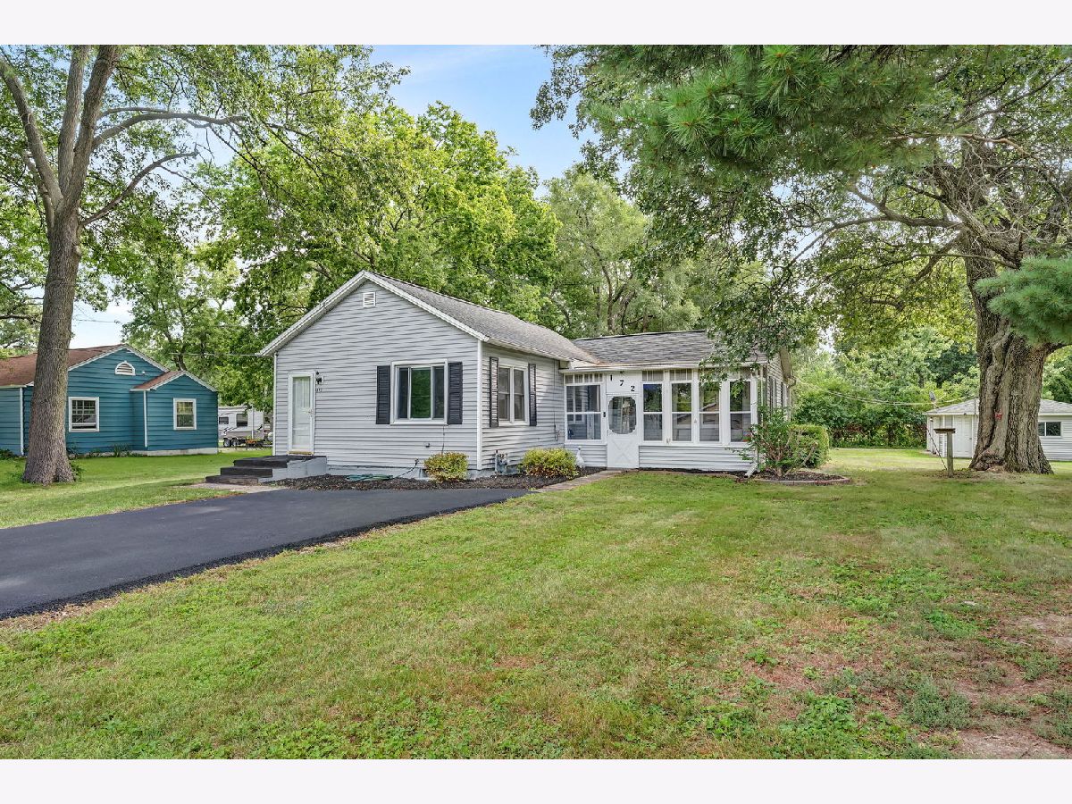  For Sale Seneca Illinois, 172 Hossack Street