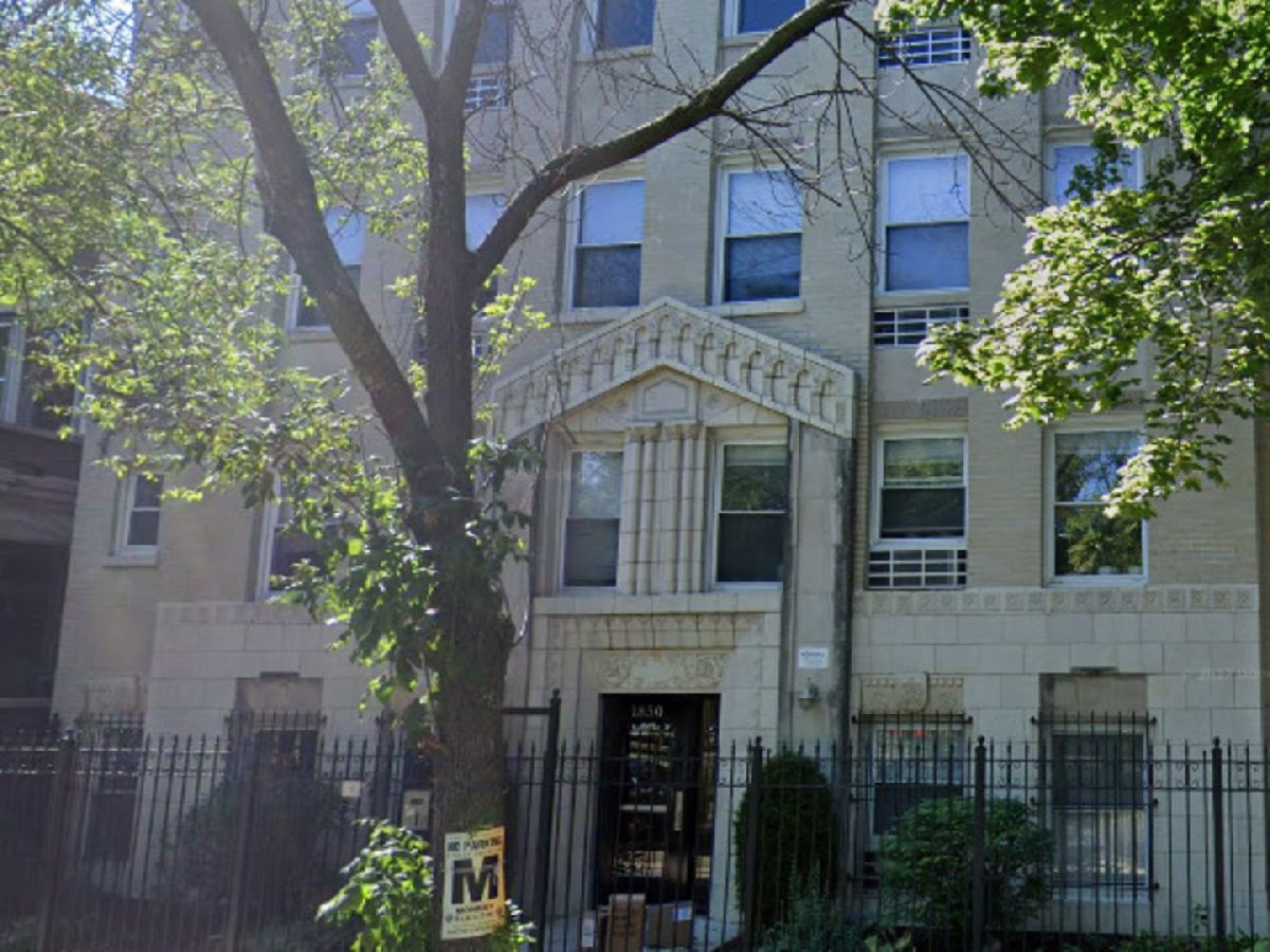  Rented Chicago Illinois, 1850 Humboldt