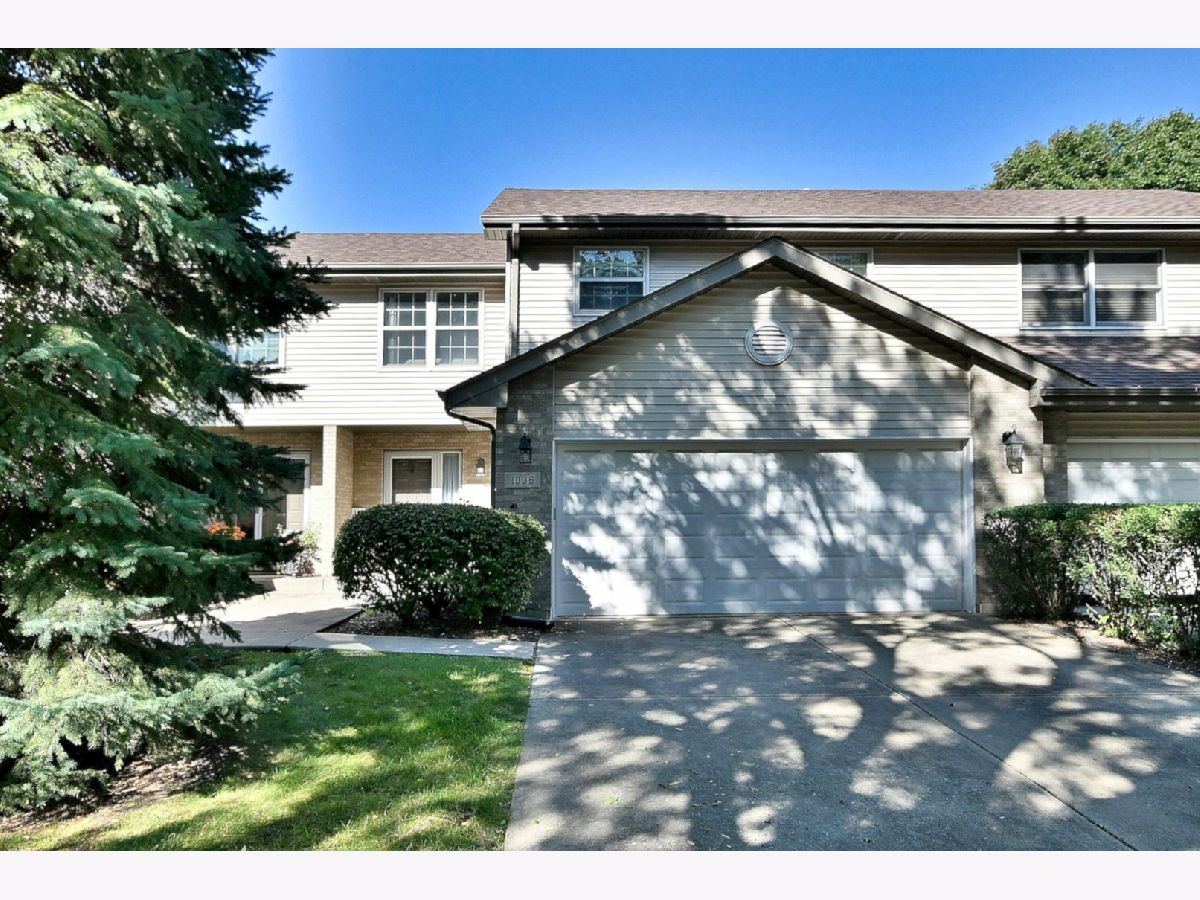  For Sale Downers Grove Illinois, 1036 Claremont Drive