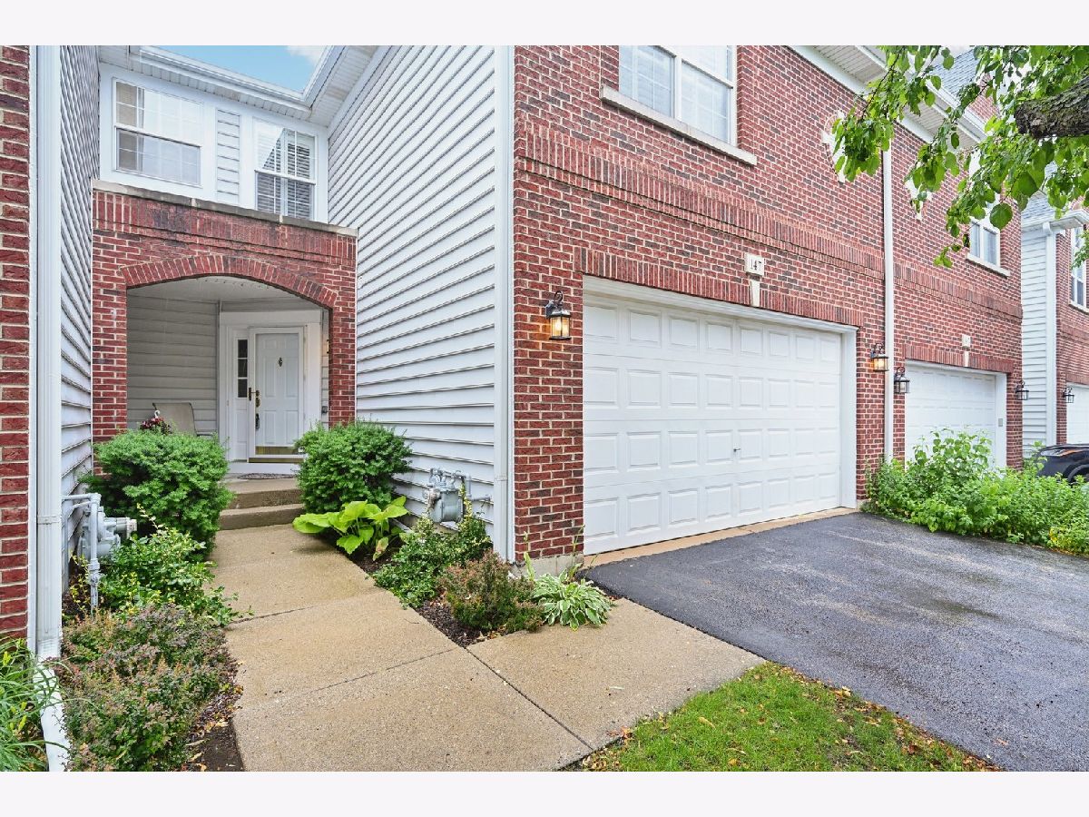  For Sale Schaumburg Illinois, 147 Fulbright Lane