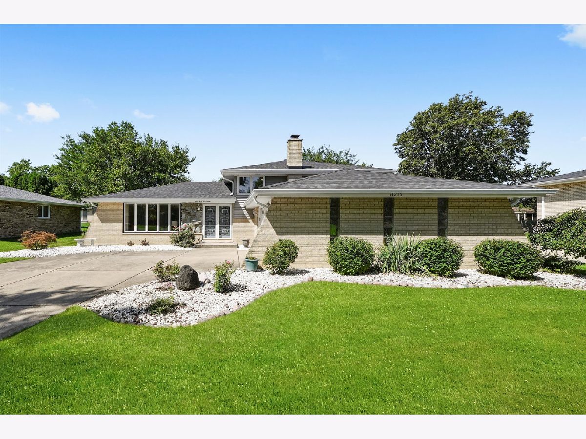  For Sale Orland Park Illinois, 14216 Clearview Drive