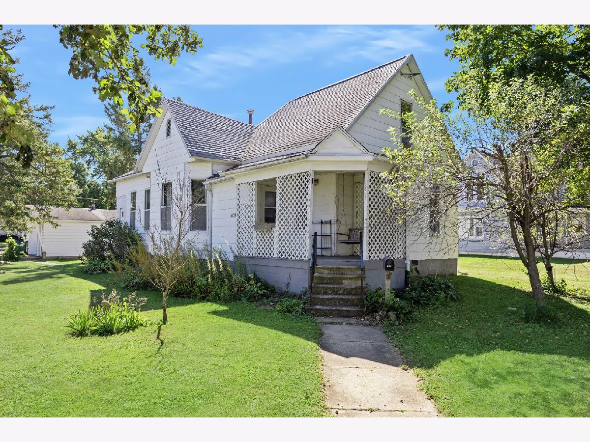  Sold Lexington Illinois, 201 Benson