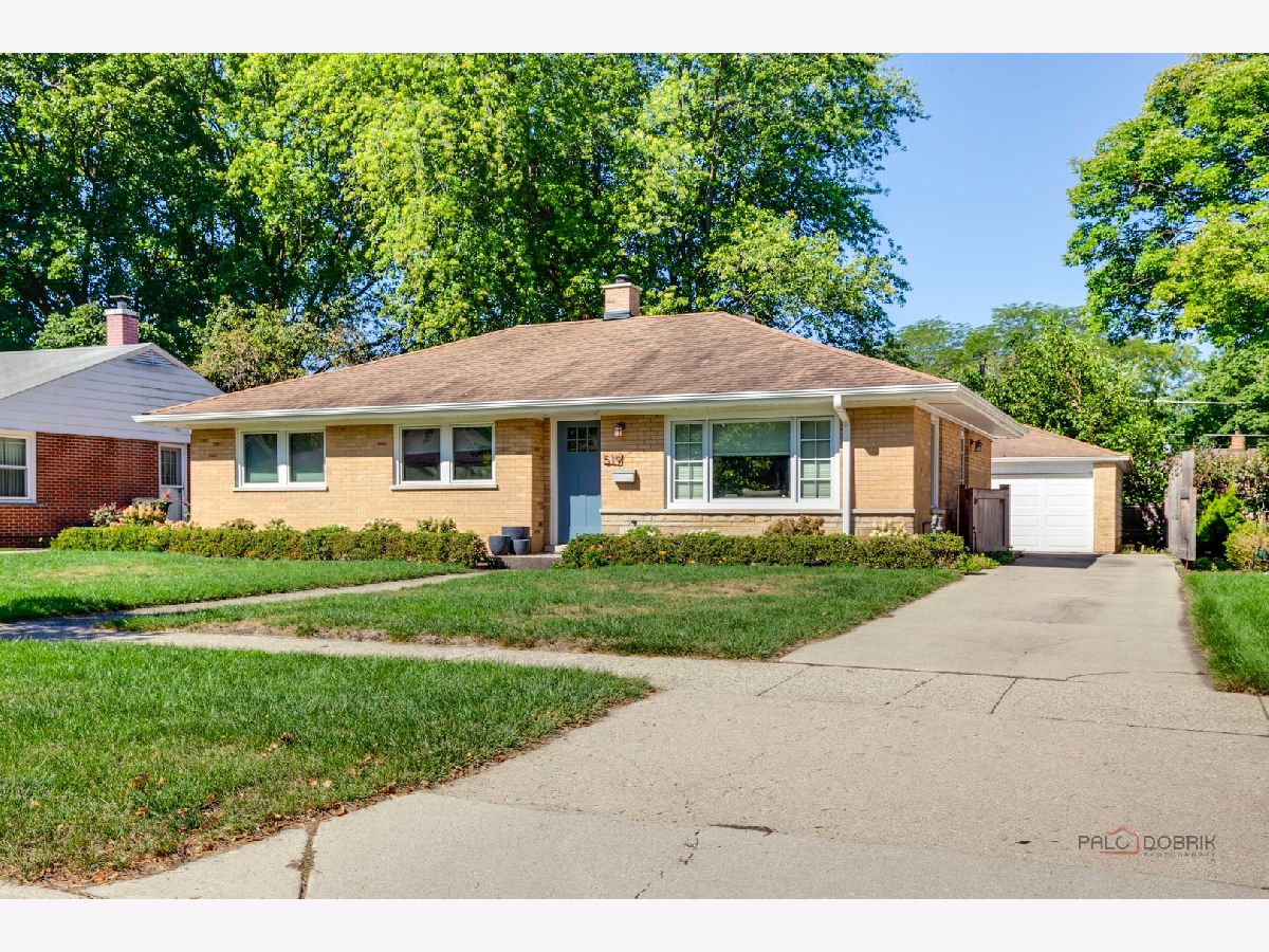 Homes For Rent Highlands Libertyville Illinois, 519 Dawes