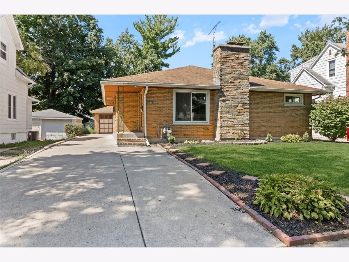  For Sale Dekalb Illinois, 827 11th Street