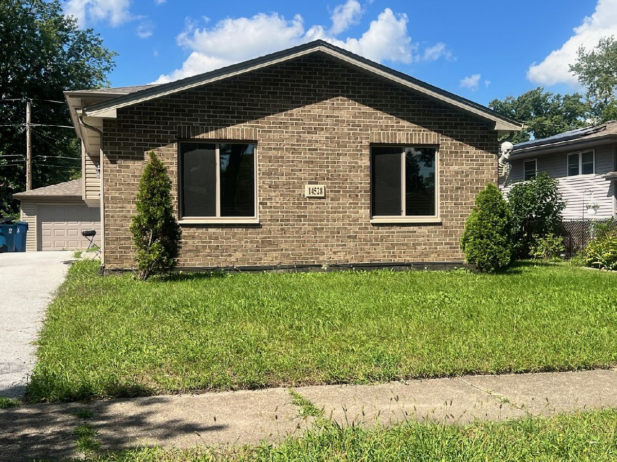  For Sale Midlothian Illinois, 14528 Kolin Avenue