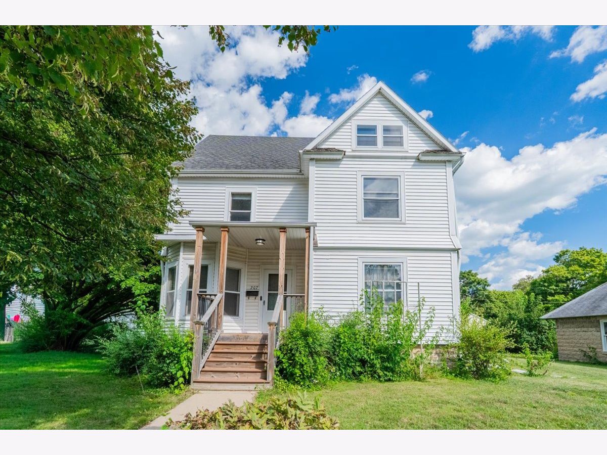  For Sale Lexington Illinois, 207 Oak Street