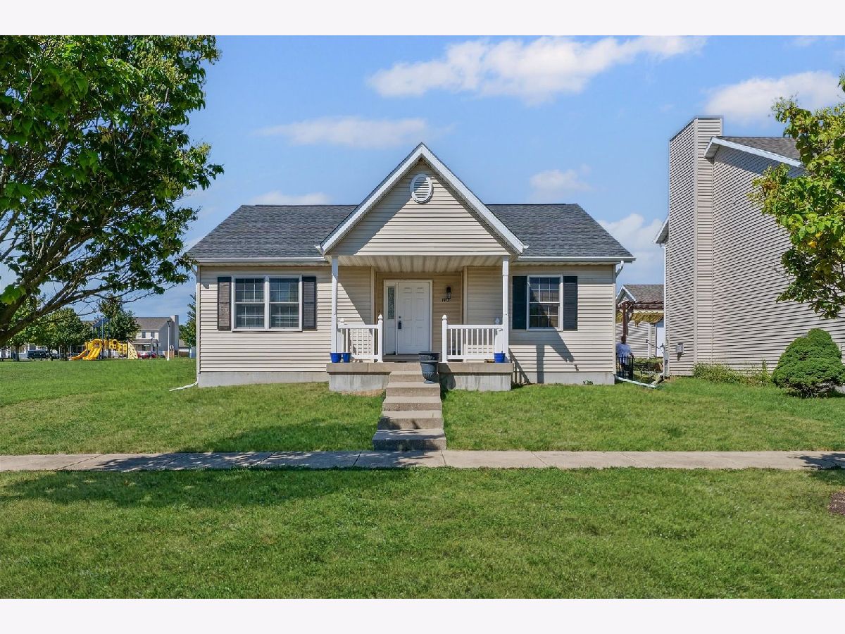 Homes For Sale Savanna Green Urbana Illinois, 1317 Montgomery Street
