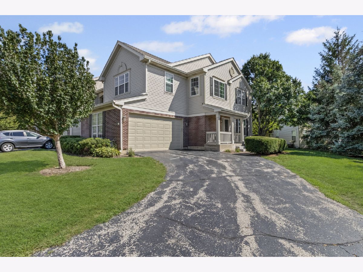 For Rent Algonquin Illinois, 2451 Stonegate
