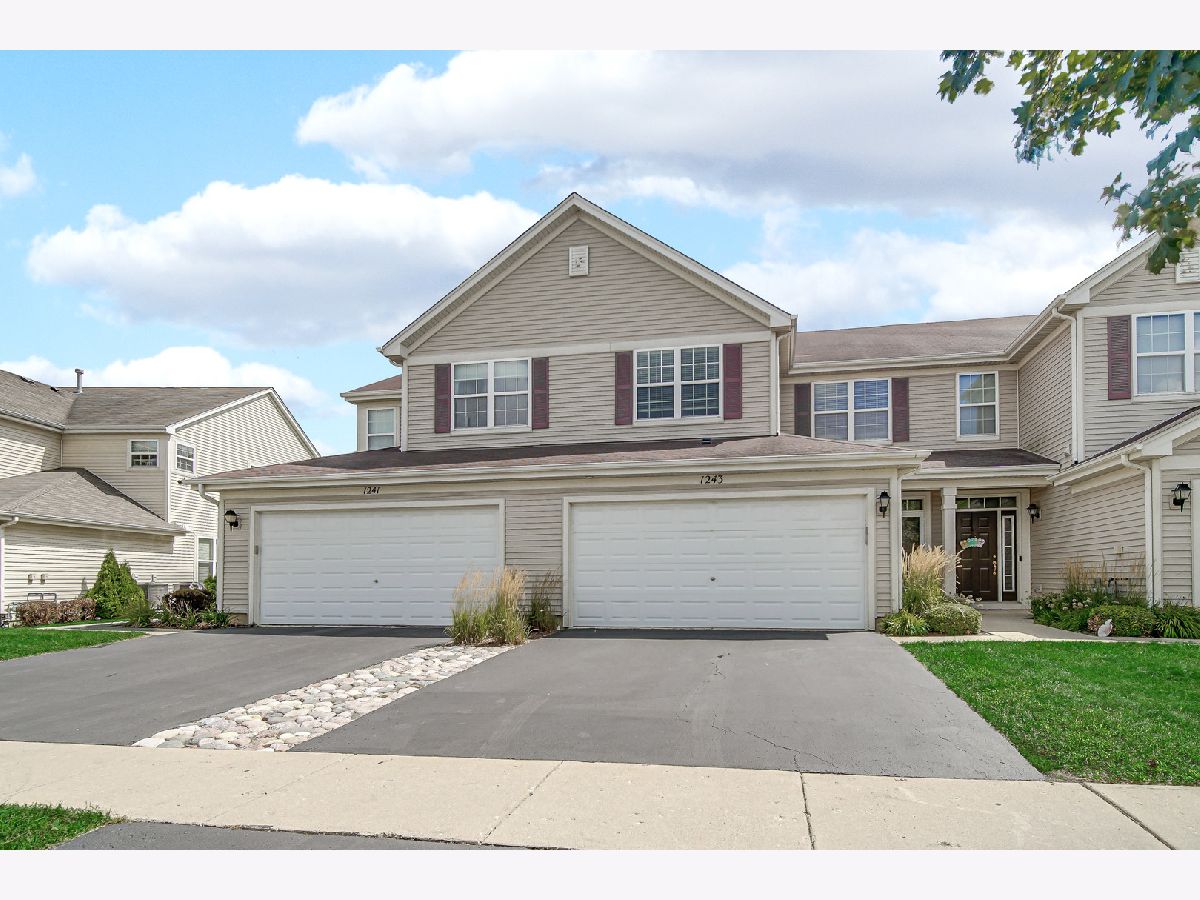  For Rent Volo Illinois, 1243 Waverly