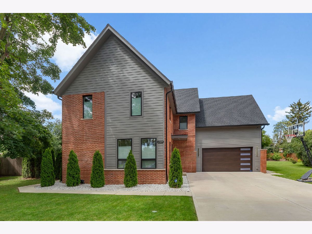  For Sale Glenview Illinois, 2328 Greenfield Drive