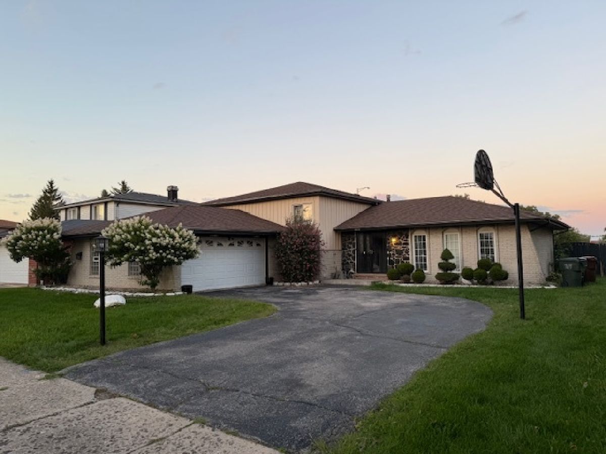  For Sale Glenwood Illinois, 235 Harper Avenue