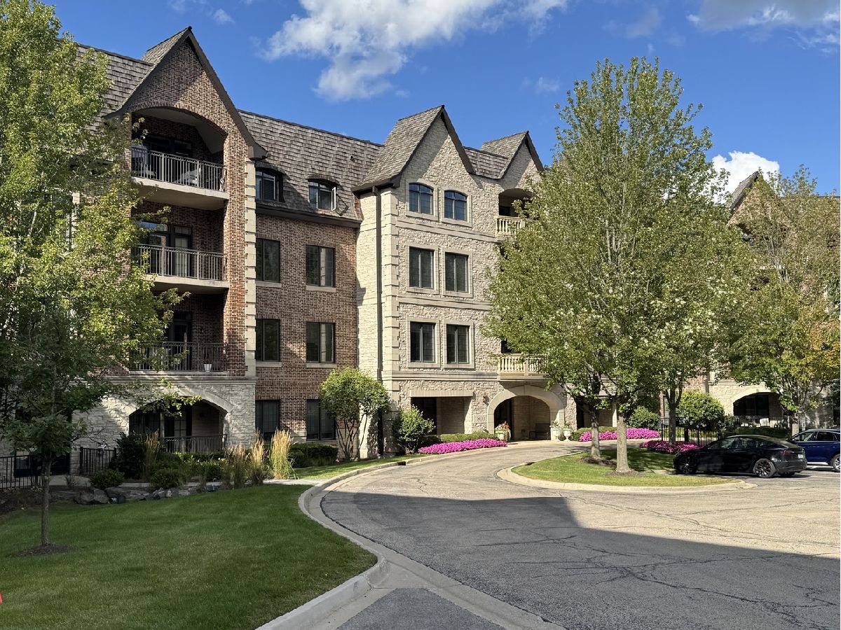  For Rent Lake Forest Illinois, 1800 Amberley