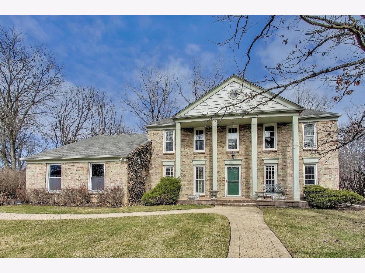  For Sale Lincolnshire Illinois, 6 Robin Hood Court