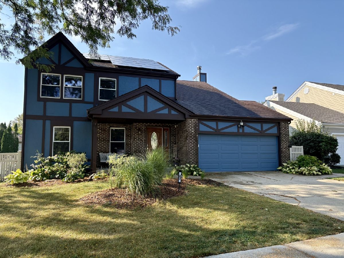  For Sale Roselle Illinois, 207 Schreiber Avenue