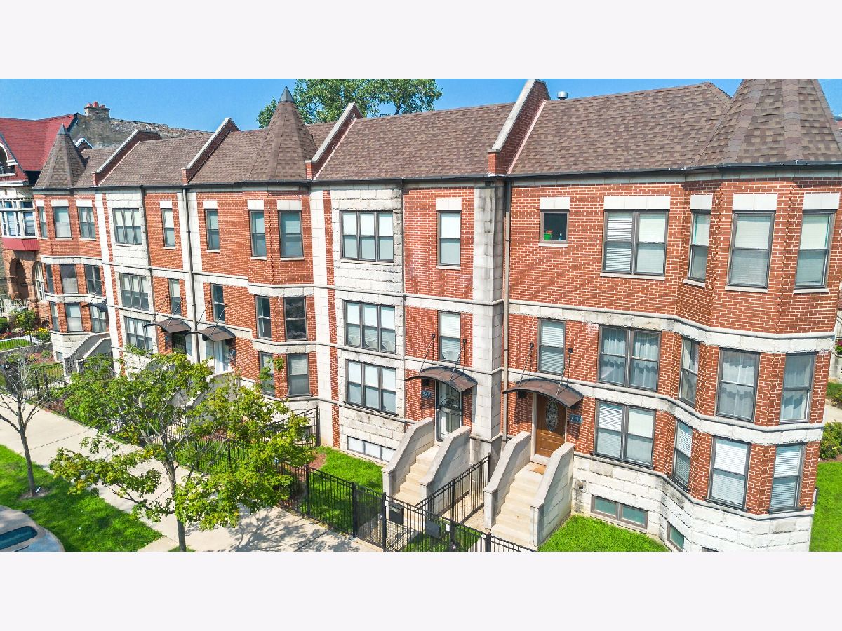  For Sale Chicago Illinois, 3993 Drexel Boulevard