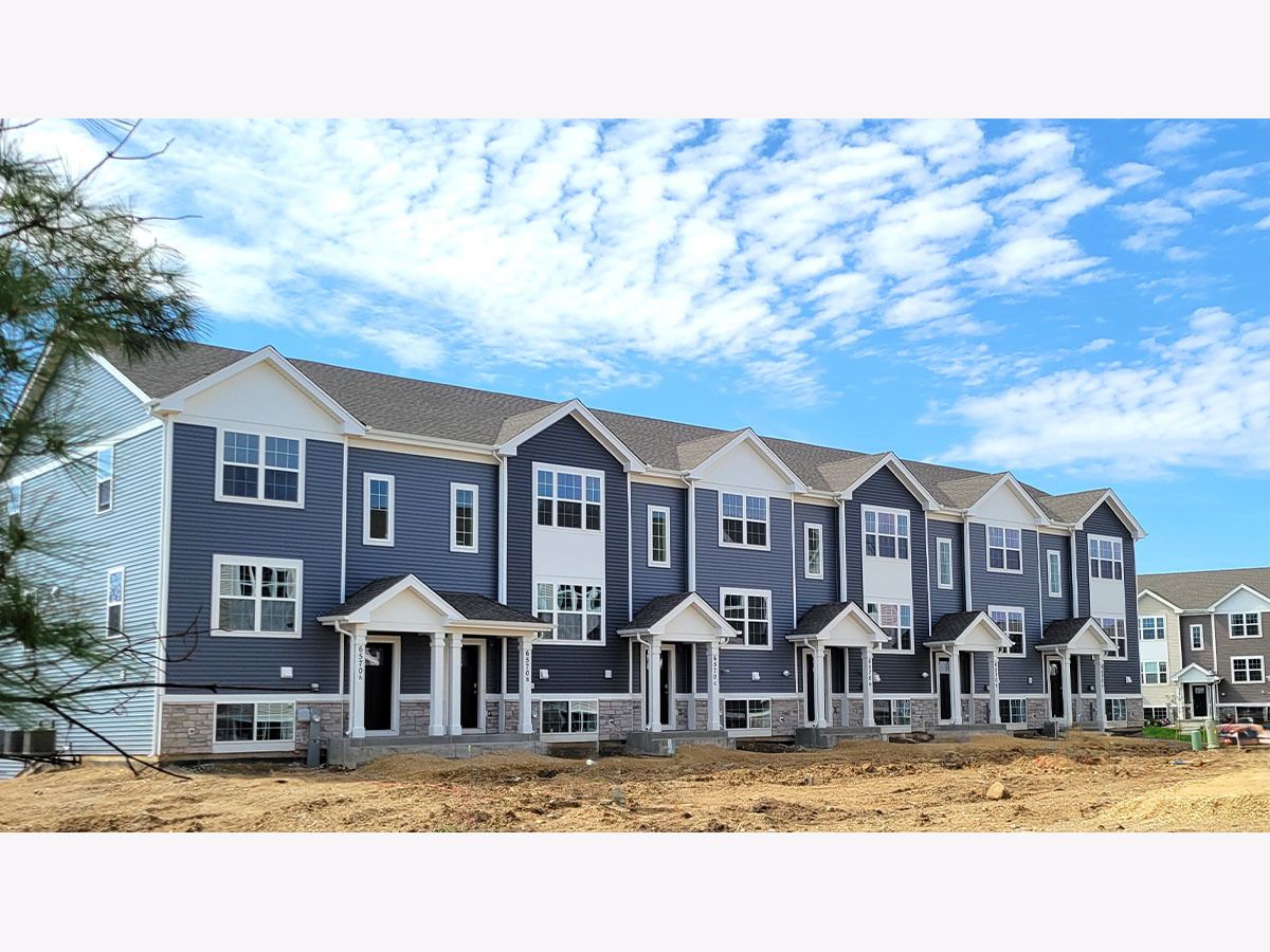 Condos & Townhomes & Homes Sold Stonewater Wonder Lake Illinois, 6570 Linden