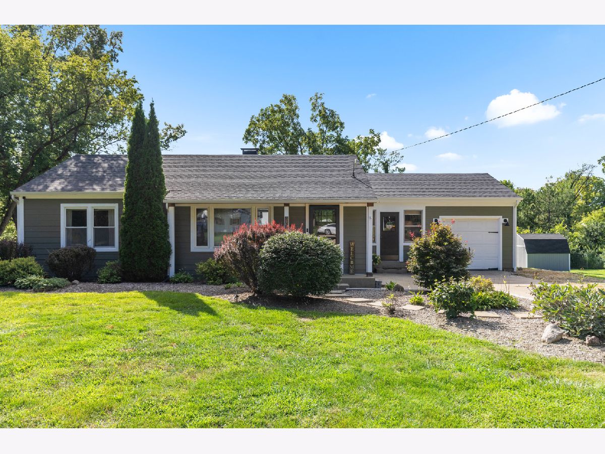  For Sale Marengo Illinois, 2019 Hawthorn Road