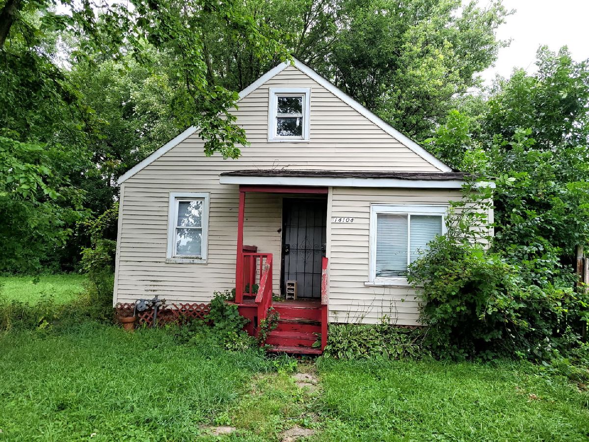  For Sale Robbins Illinois, 14104 Claire Boulevard