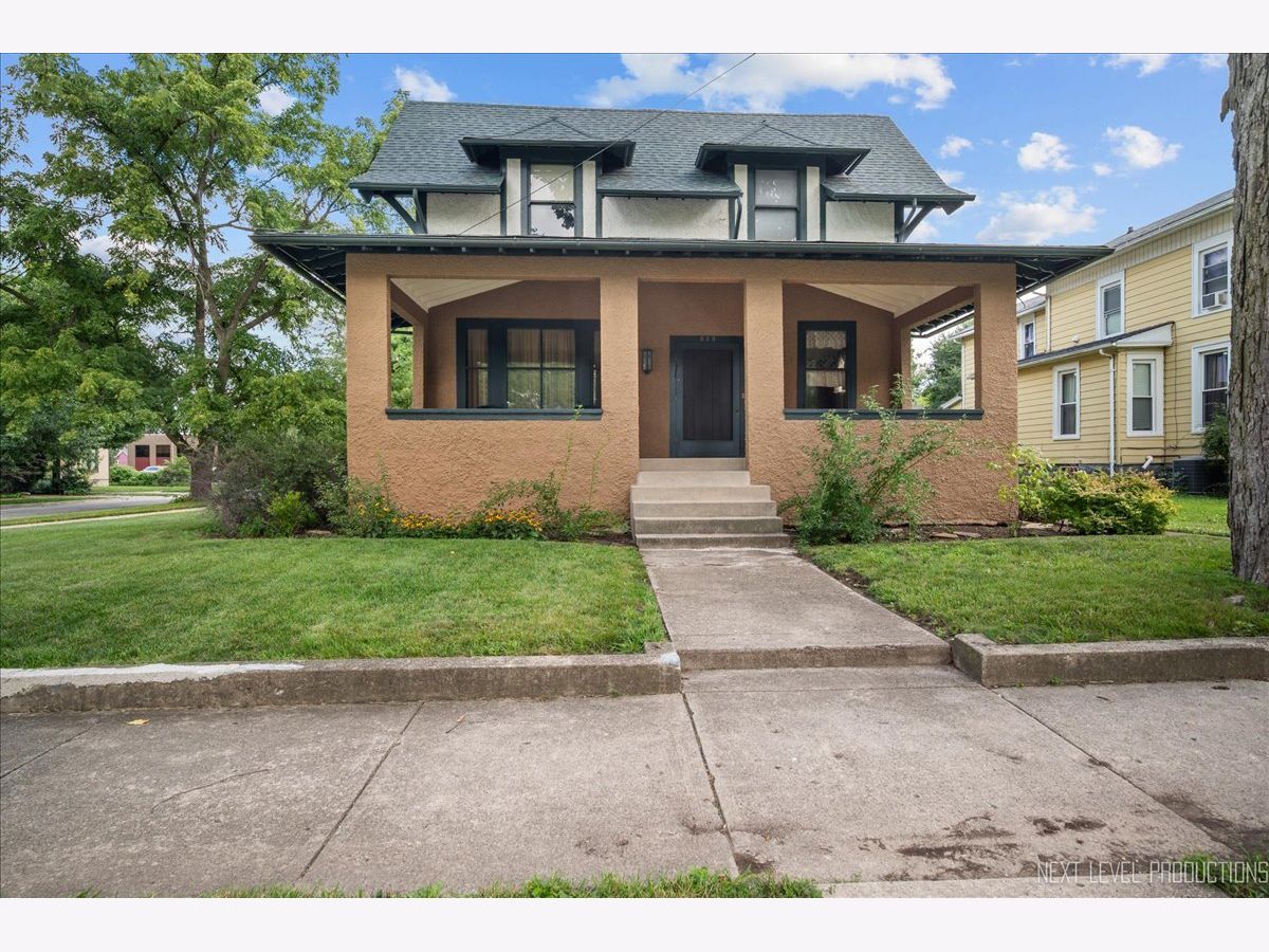  For Sale Aurora Illinois, 523 Downer Place