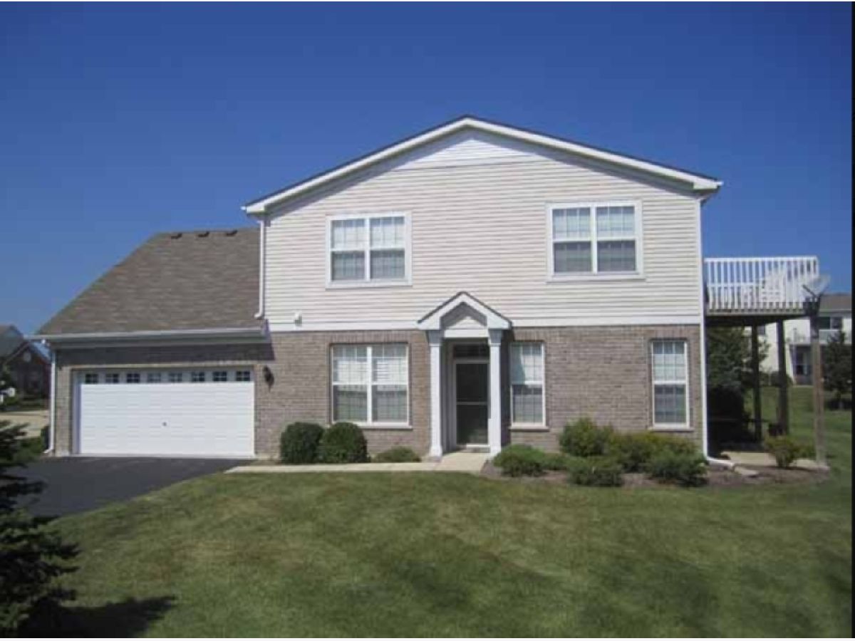  For Rent Algonquin Illinois, 1547 Millbrook