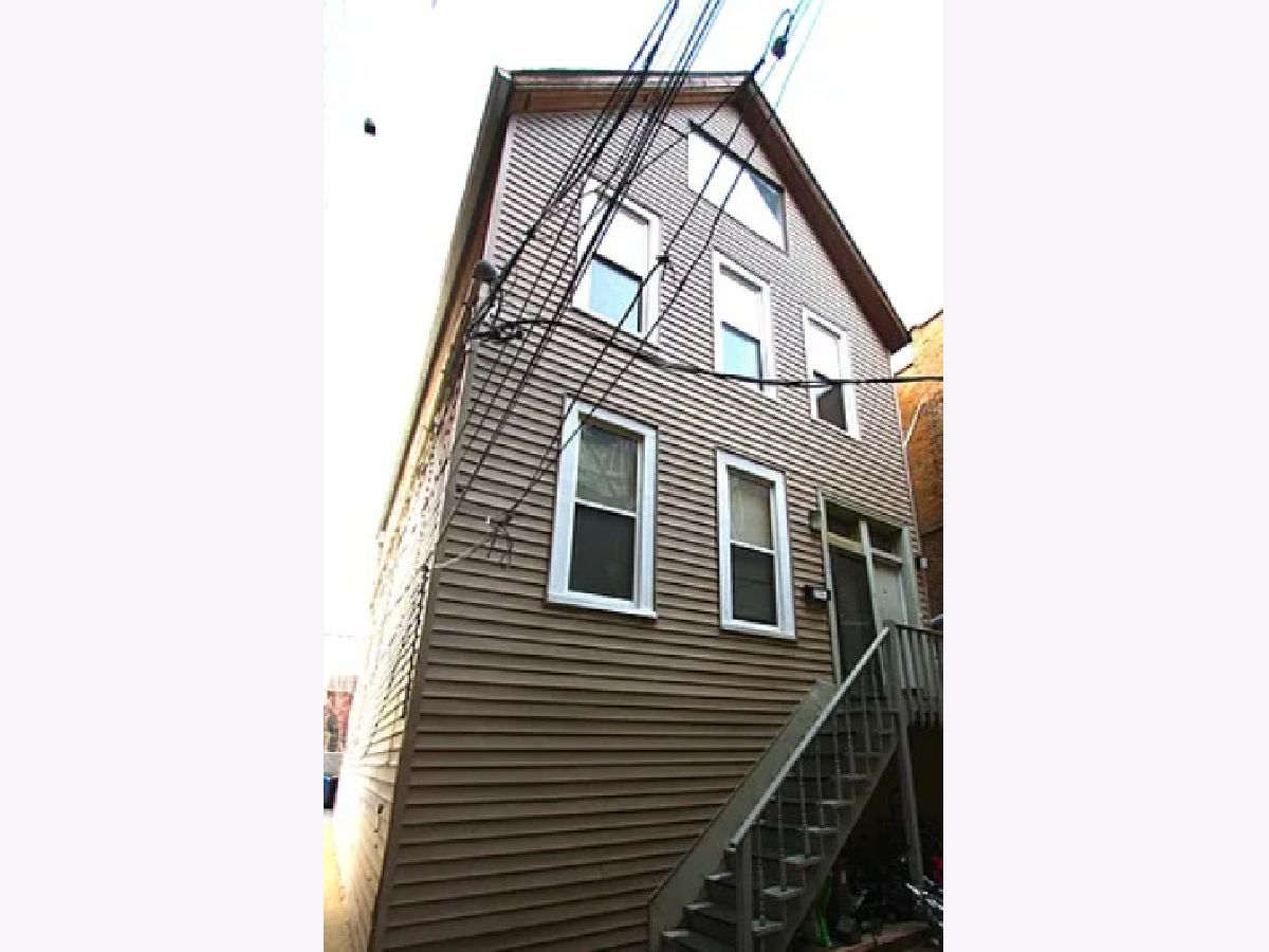  Rented Chicago Illinois, 2950 Sheffield