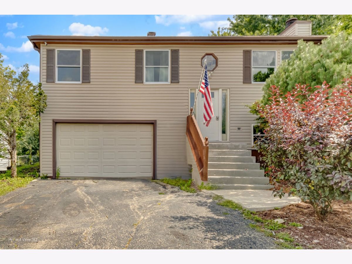  For Sale Bartlett Illinois, 853 Voyager Drive