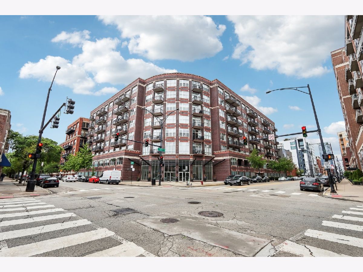  For Sale Chicago Illinois, 1000 Adams Street