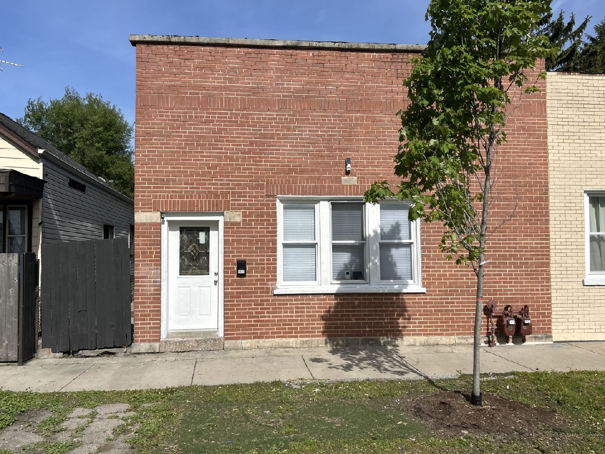  For Sale Chicago Illinois, 9515 Avenue N