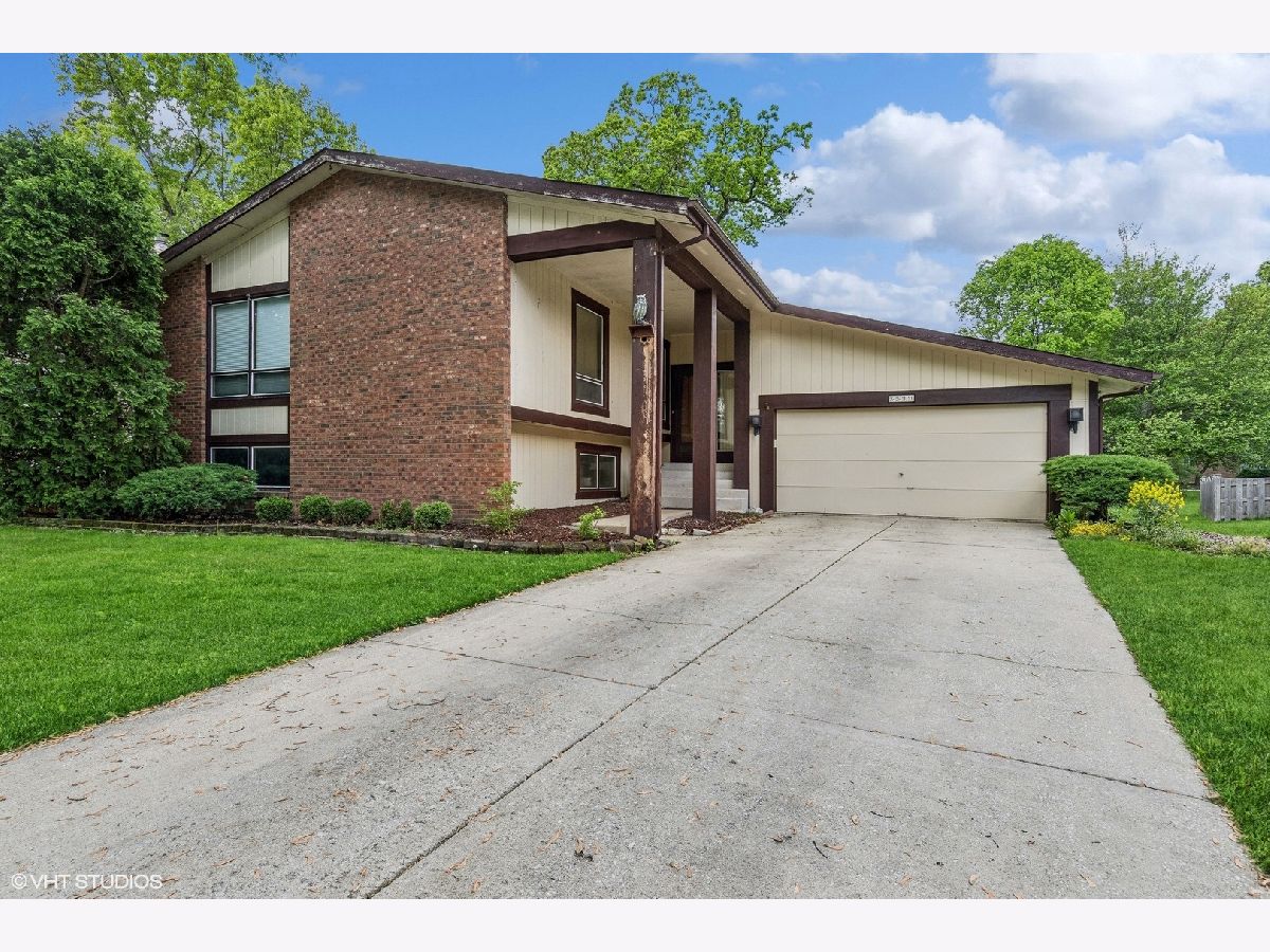  For Rent Lisle Illinois, 6610 Pinehurst