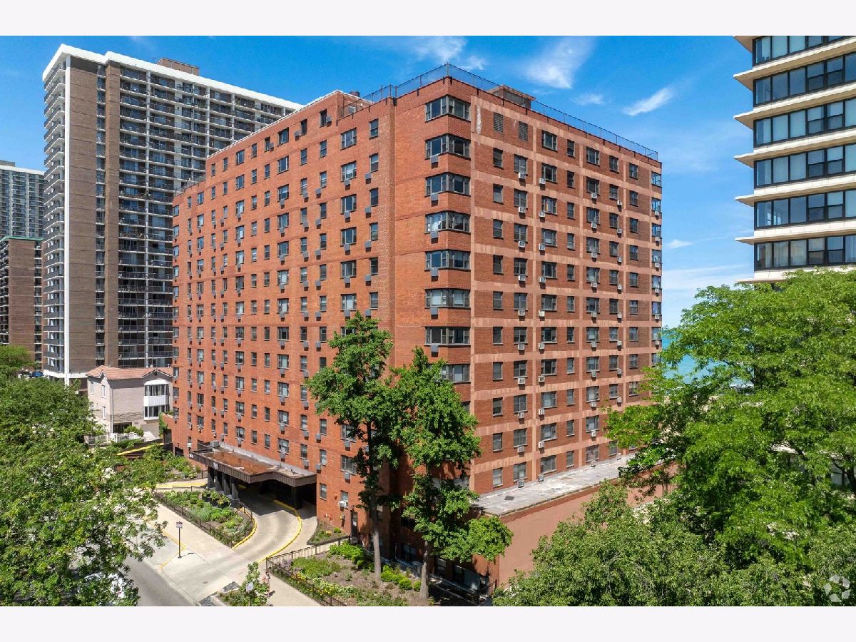  Rented Chicago Illinois, 5815 Sheridan