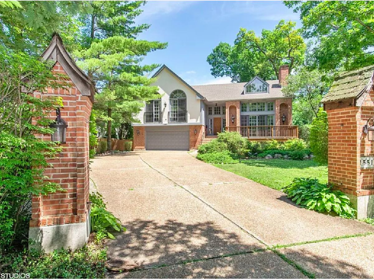  For Rent Lake Forest Illinois, 1551 Edgewood