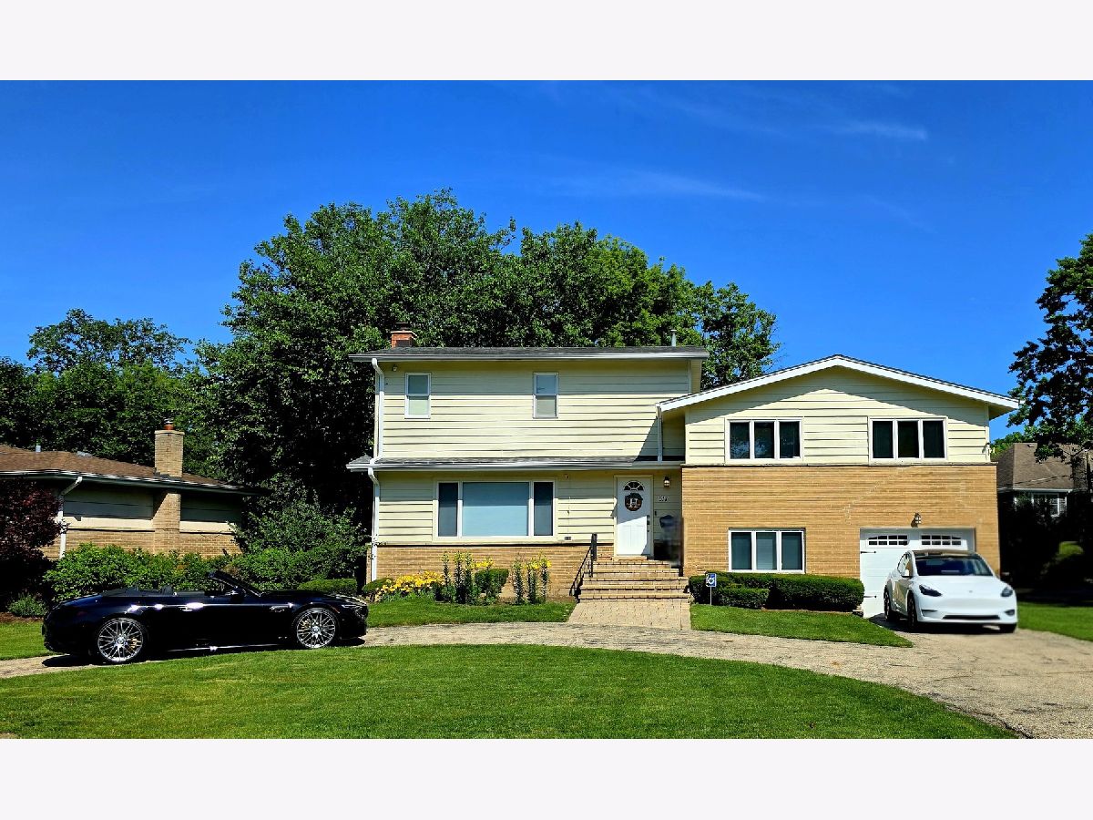  For Sale Deerfield Illinois, 517 Appletree Lane