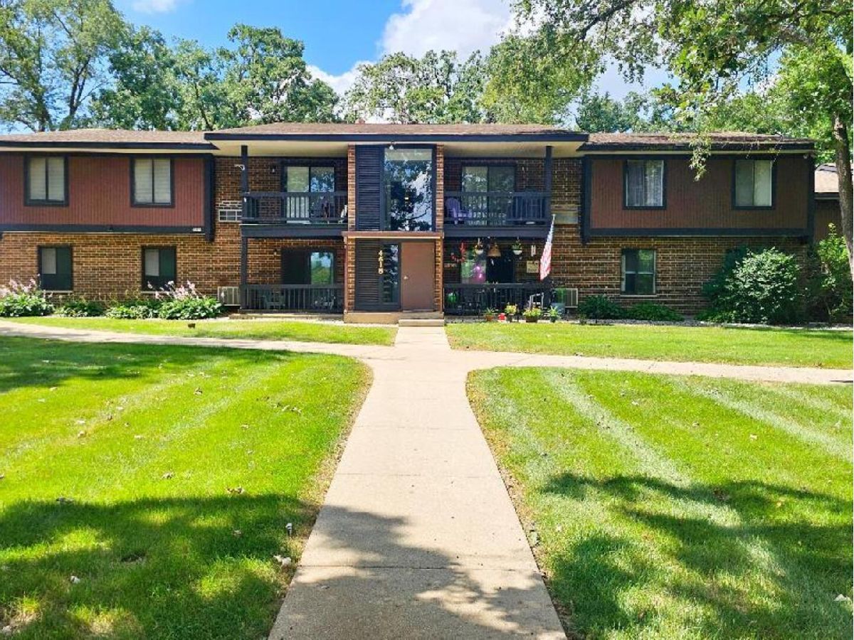  For Sale Mchenry Illinois, 4618 Northfox Lane