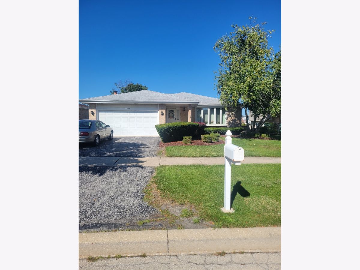  For Sale Orland Hills Illinois, 17018 93rd Avenue
