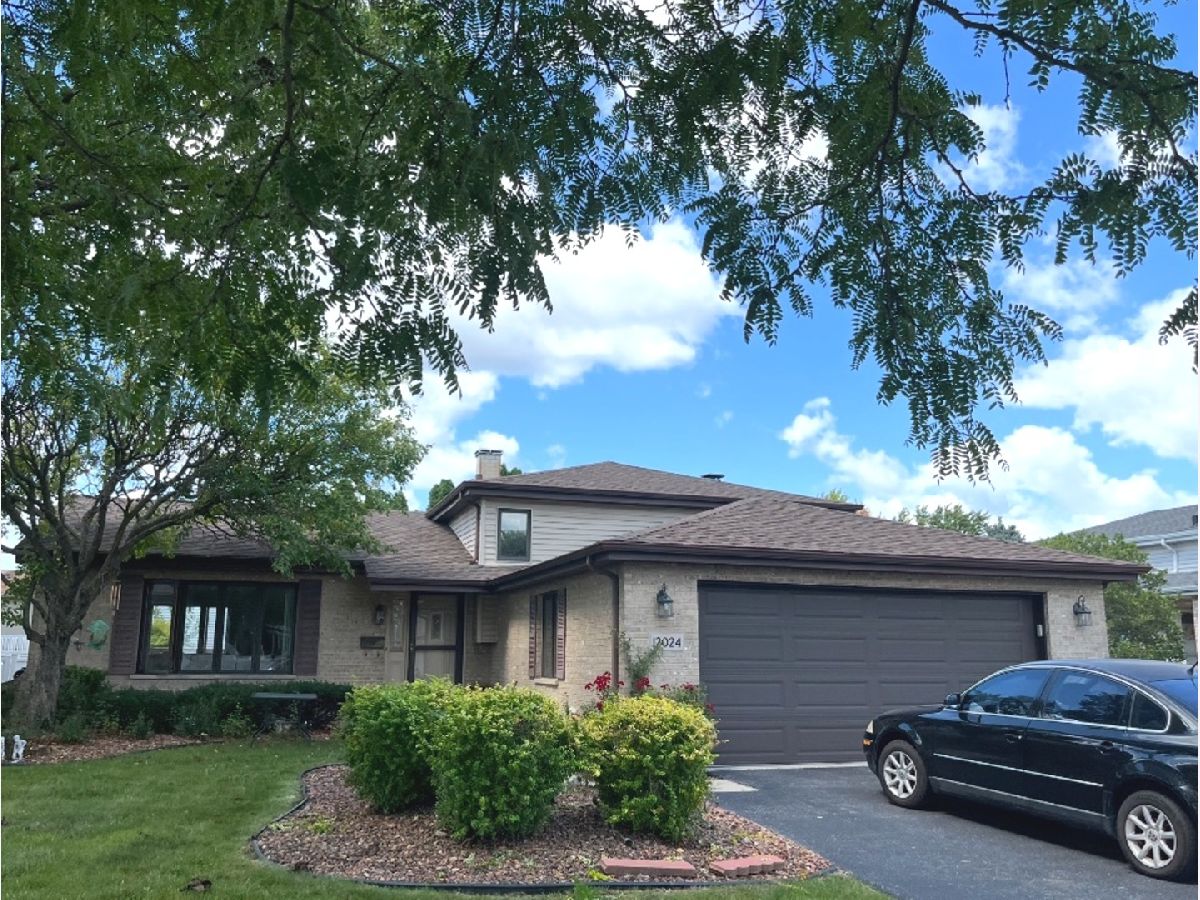  For Sale Alsip Illinois, 12024 Van Beveren Drive