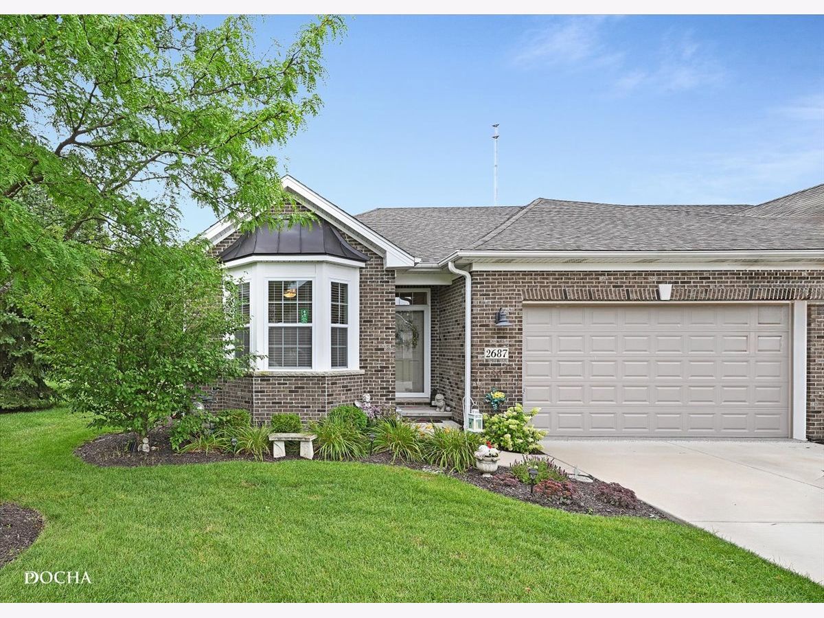  For Sale Aurora Illinois, 2687 Nicole Circle