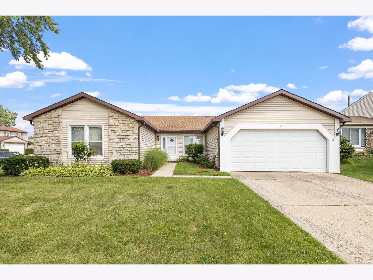  For Sale Glendale Heights Illinois, 160 Brookside Drive