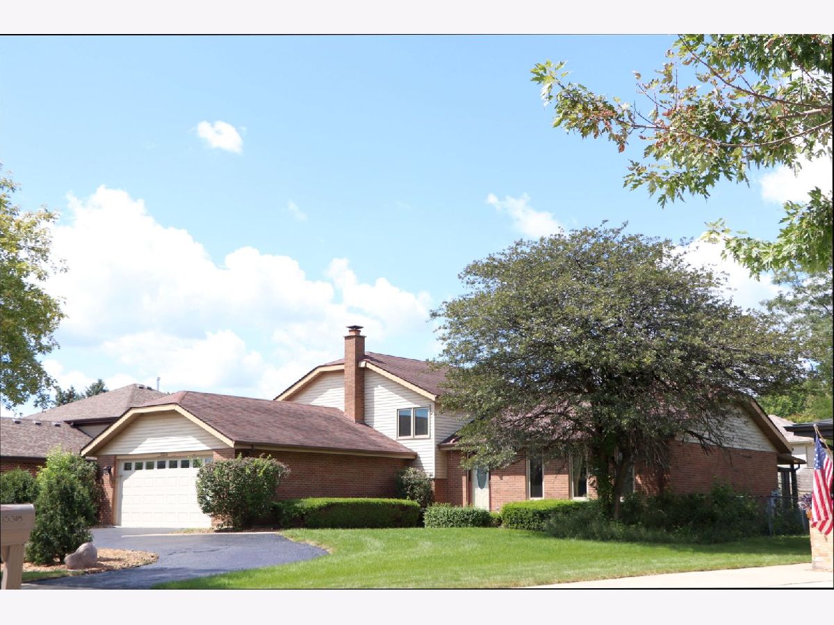 Homes & Condos & Townhomes For Sale Orland Square Orland Park Illinois, 15324 Regent Drive