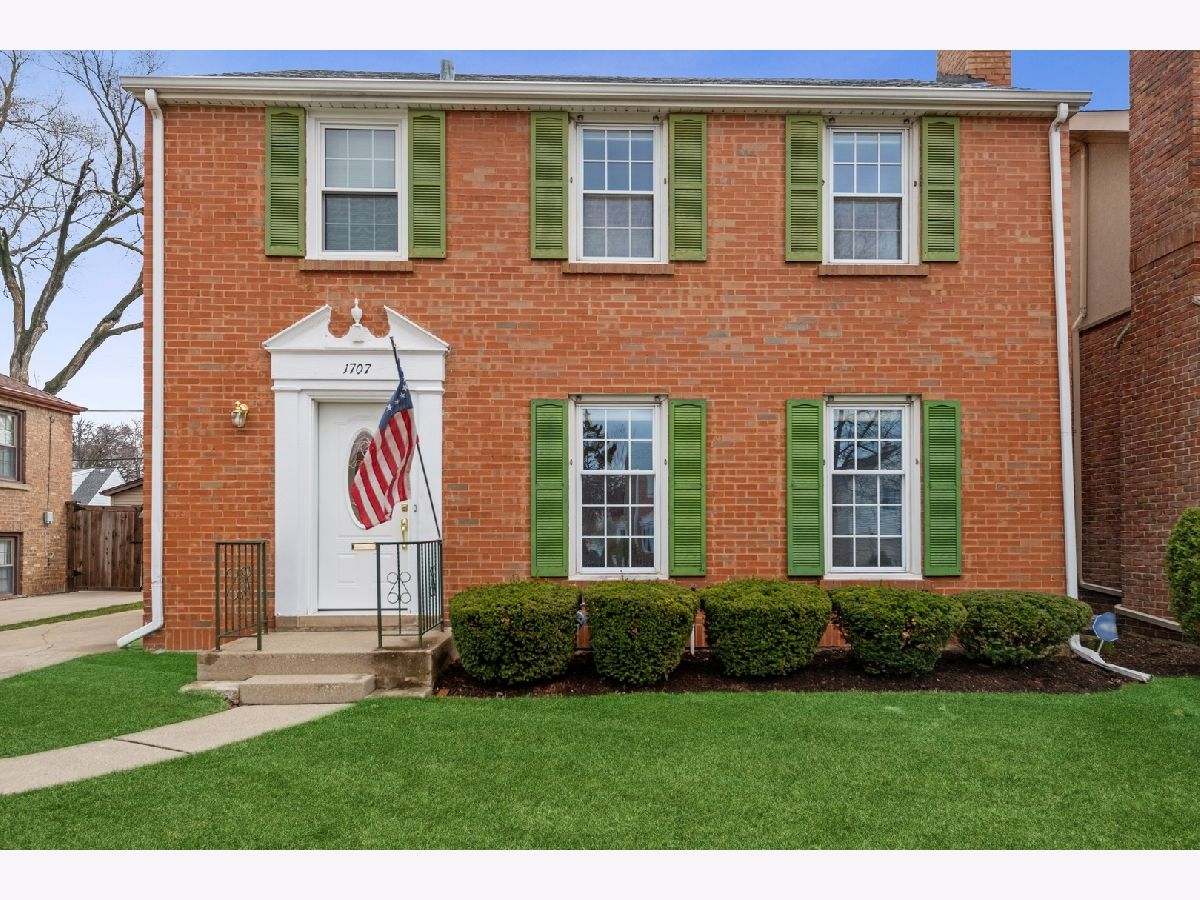  For Sale Elmwood Park Illinois, 1707 77th Court