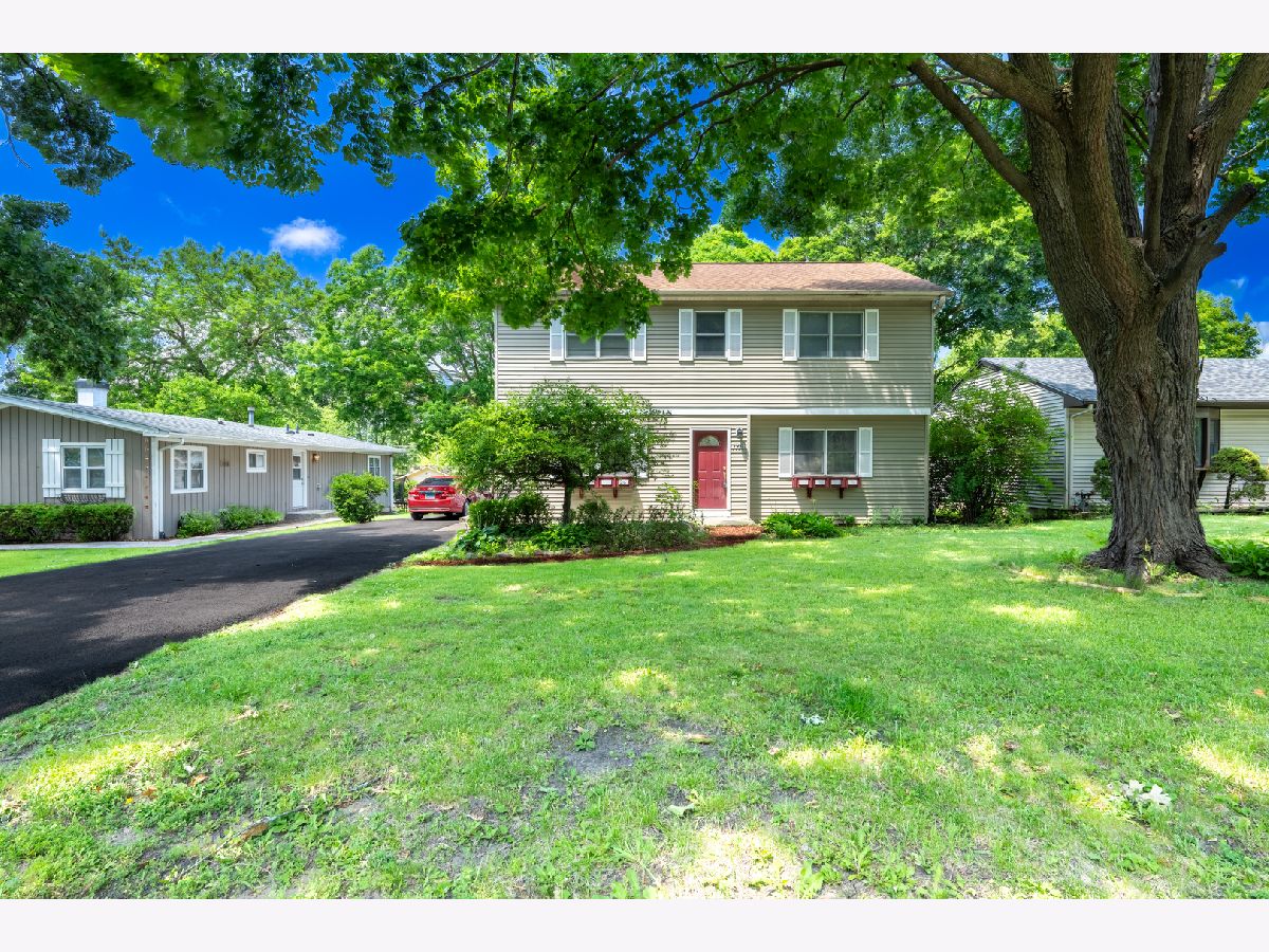 Homes For Sale Seventh Avenue St Charles Illinois, 1719 4th Place
