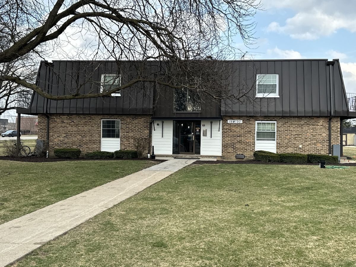  Rented Westmont Illinois, 7S066 Suffield