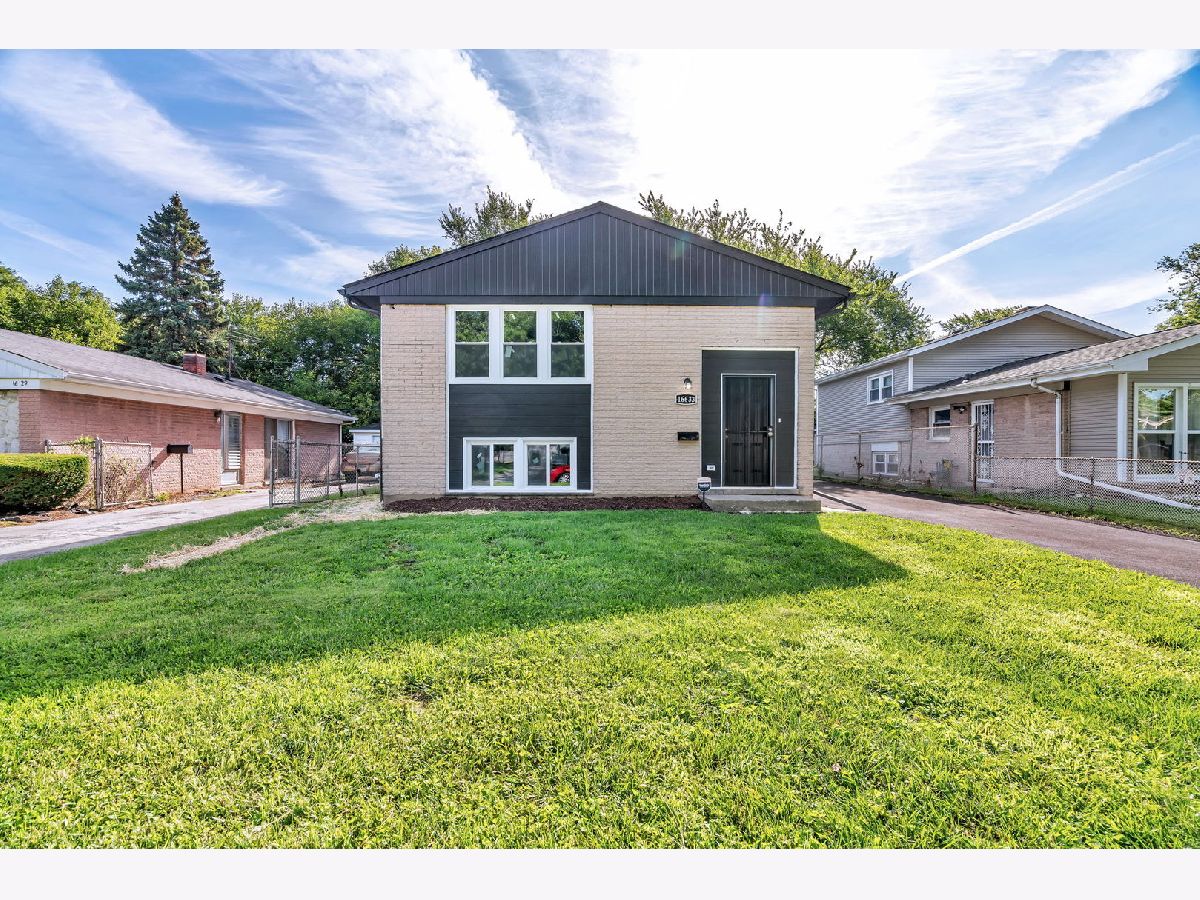  For Sale Markham Illinois, 16633 Paulina Street