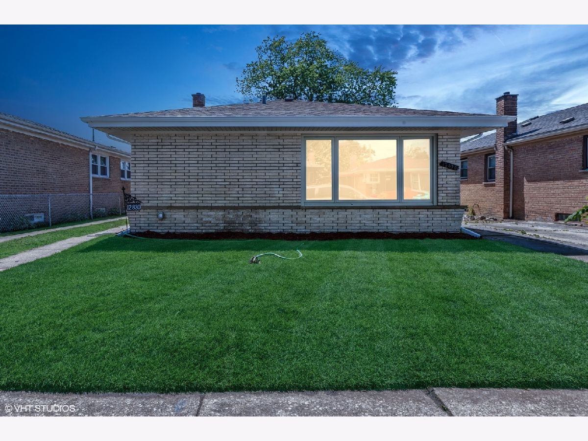  For Sale Calumet Park Illinois, 12830 Carpenter Street