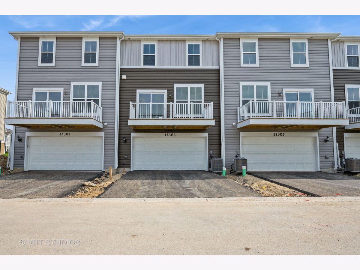  For Rent Huntley Illinois, 12303 Tinsley
