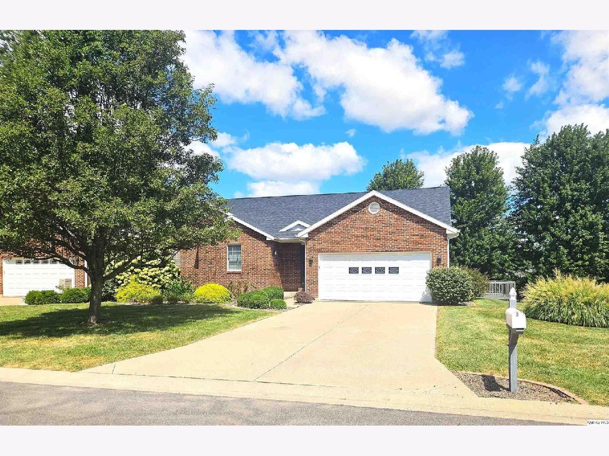  For Sale Quincy Illinois, 529 Woodbridge Drive