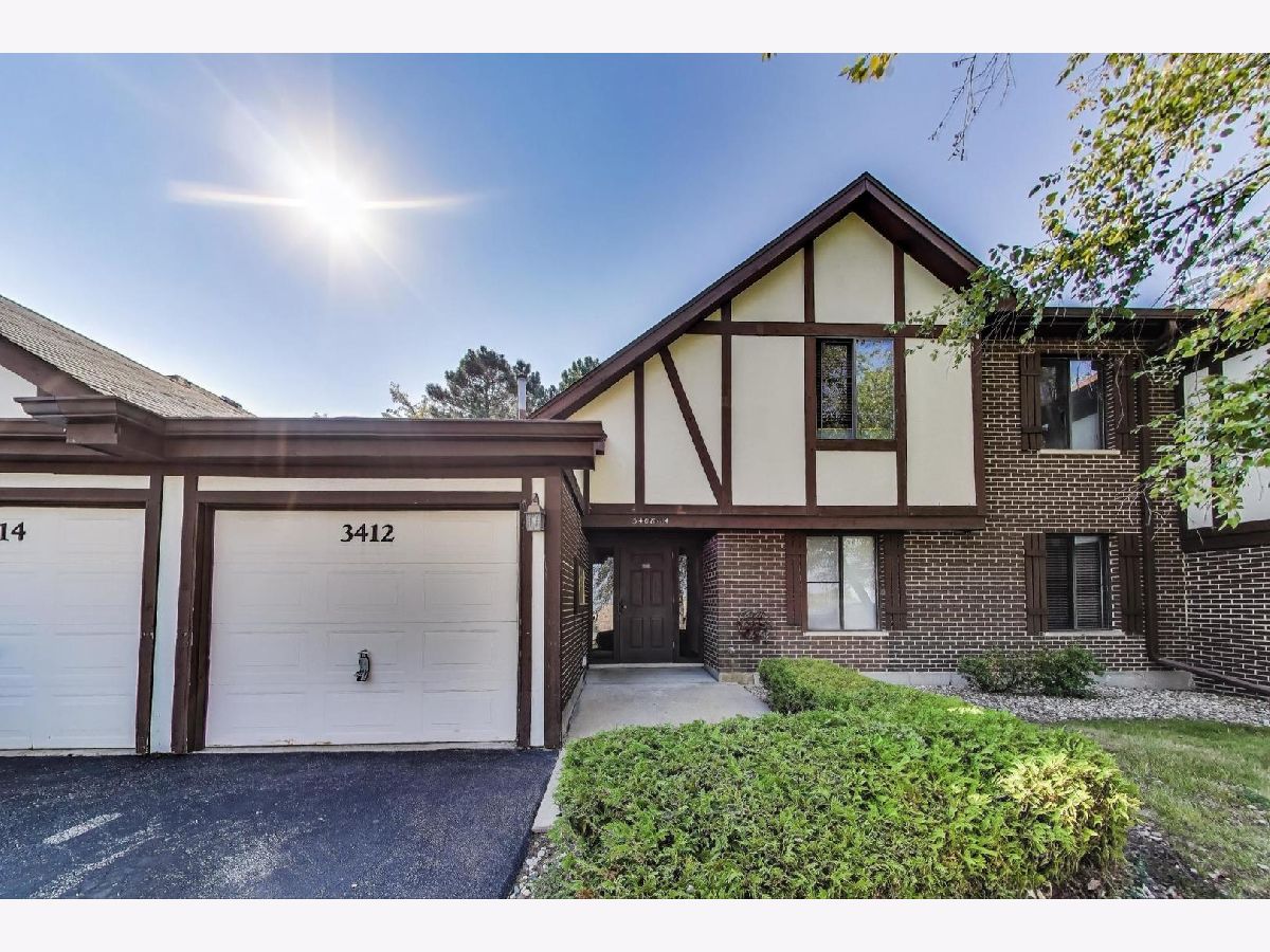 Condominiums For Sale Lincolnshire Manor Crete Illinois, 3412 Donovan Drive