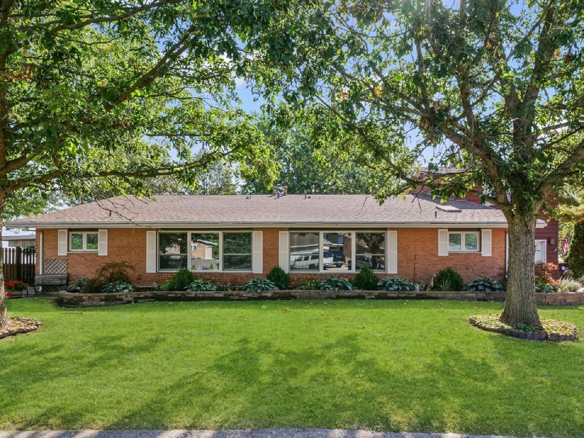 Condos & Townhomes For Sale Golfview Village Rantoul Illinois, 1622/1624 Golfview Circle