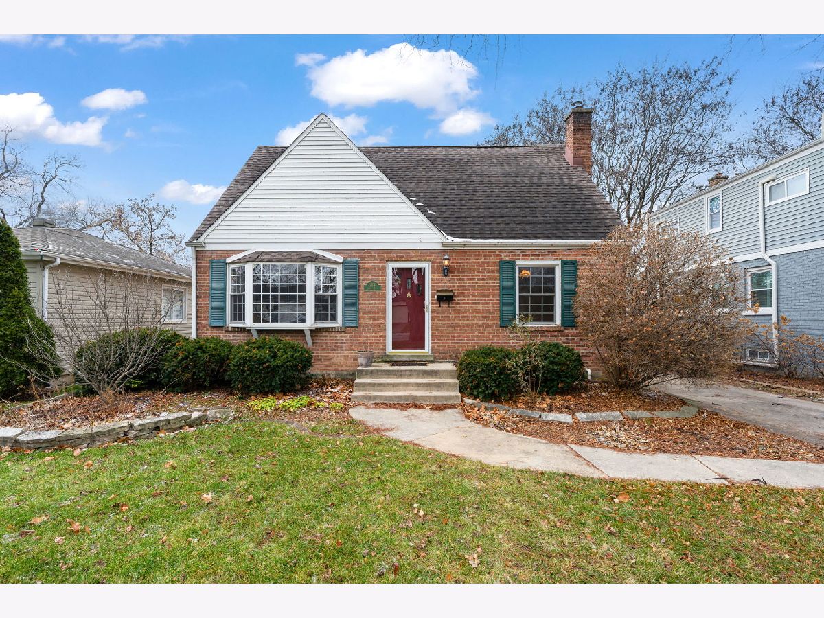Rented Elmhurst Illinois, 784 Spring